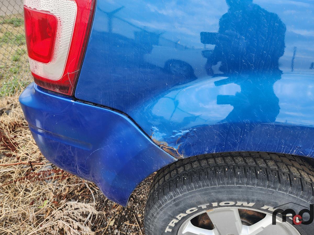 SALVAGE UNIT 2011 Ford Escape SUV (Blue)